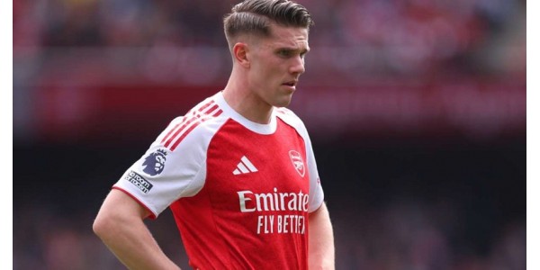 Arsenal åkte på en förlust i den 32:a omgången av Premier League Arsenal åkte på en förlust i den 32:a omgången av Premier League